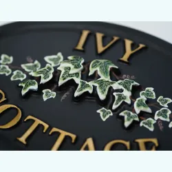Ivy Close Up - F64a-close