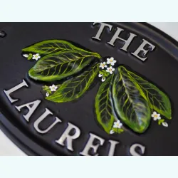 Laurel Leaves close-up. - F68a-2