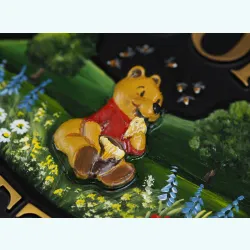 Pooh Bear Disney Close Up - M123a-close